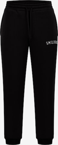 Smilodox Tapered Trousers ' Kayson ' in Black: front