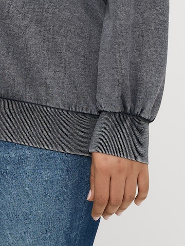 Sweat-shirt 'CARLAUREN' ONLY Carmakoma en noir