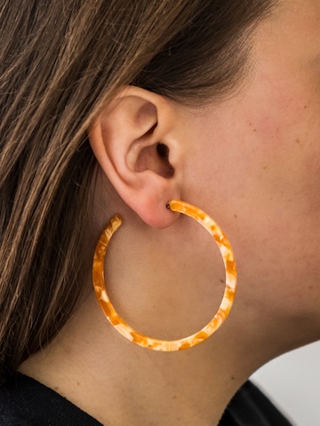 Fräulein Wunder Earrings 'Acetat Anne' in Orange