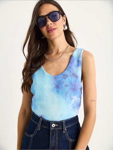 Bianco Lucci Top in Blauw