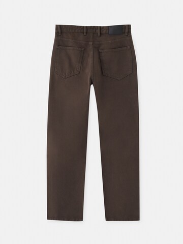 Pull&Bear Regular Jeans in Braun