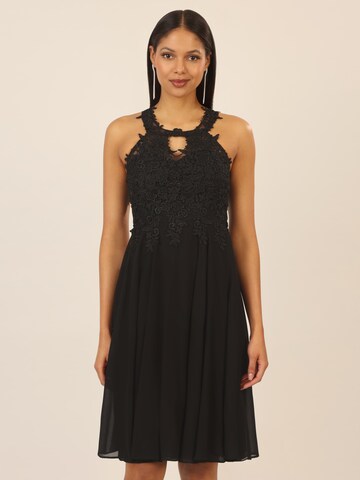 APART Kleid in Schwarz: Vorderseite