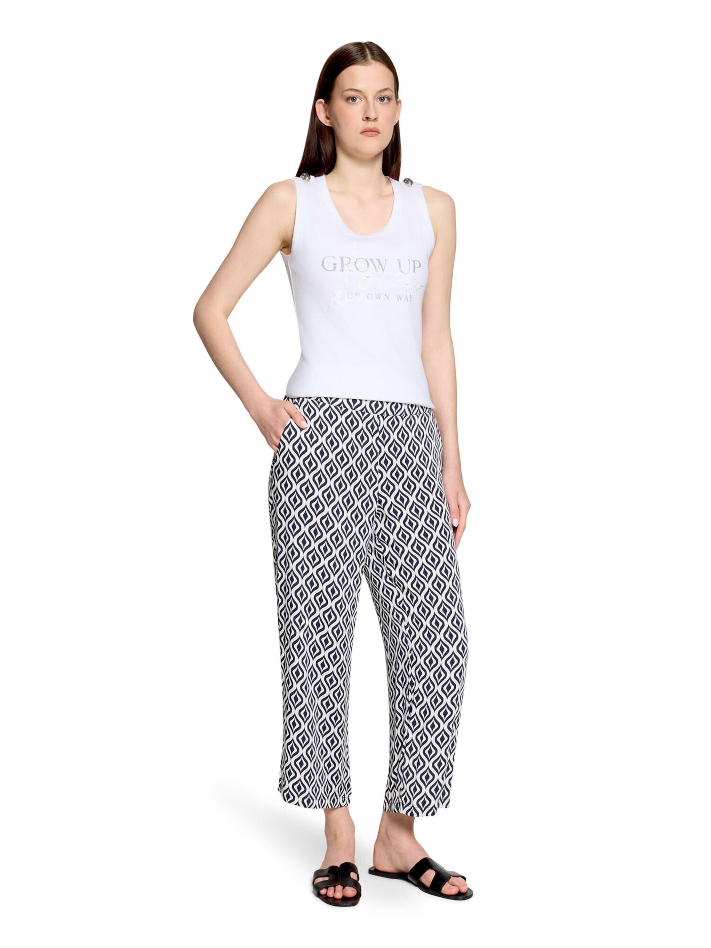 Loosefit Pantalon Betty Barclay en bleu : devant