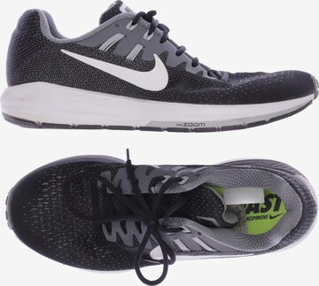 NIKE Sneaker 41 in Grau: predná strana