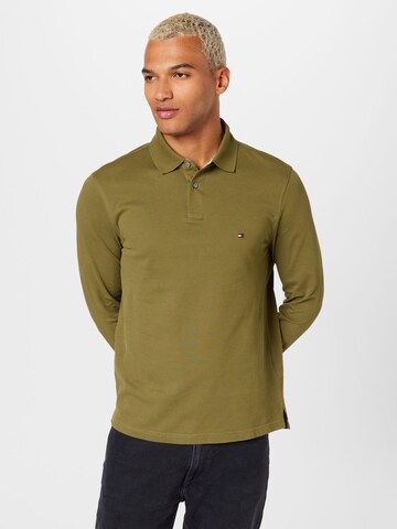 T-Shirt TOMMY HILFIGER en vert : devant