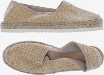 Fred de la BretoniÈre Flats & Loafers in 40 in Beige: front