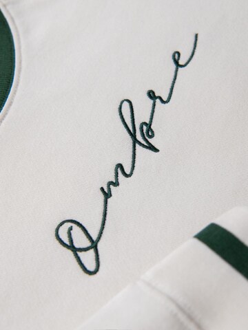 Ombre Sweatshirt 'OM-SSNZ-0244' in White