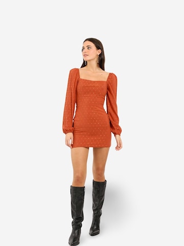 THE-ARE Jurk in Oranje