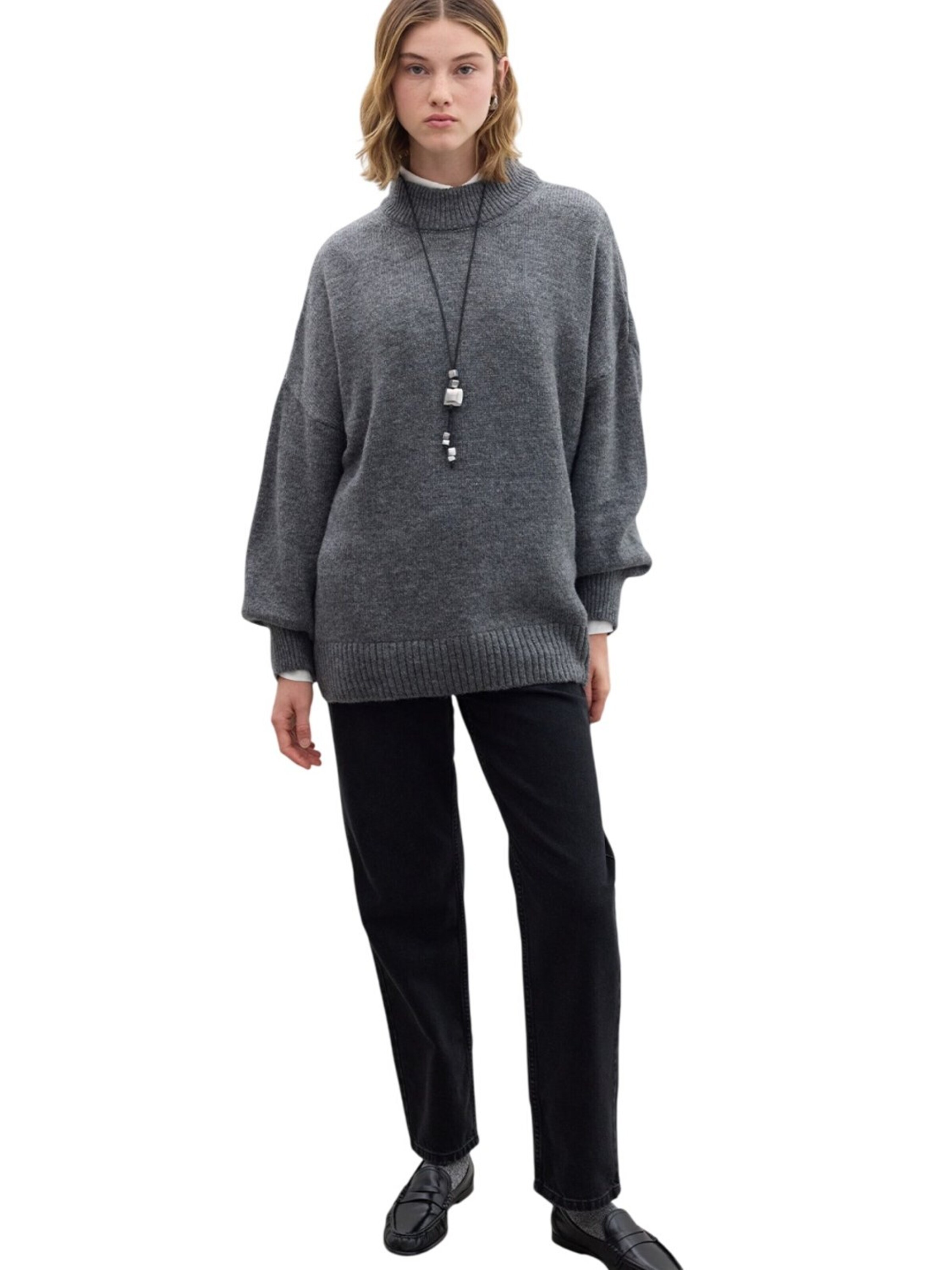 MANUKA Pullover in Grau: Vorderseite