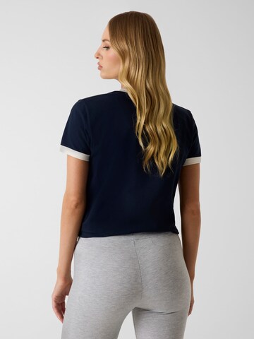 GUESS T-Shirt in Blau
