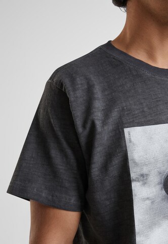 Maglietta 'Ballin 2.0' di Mister Tee in grigio