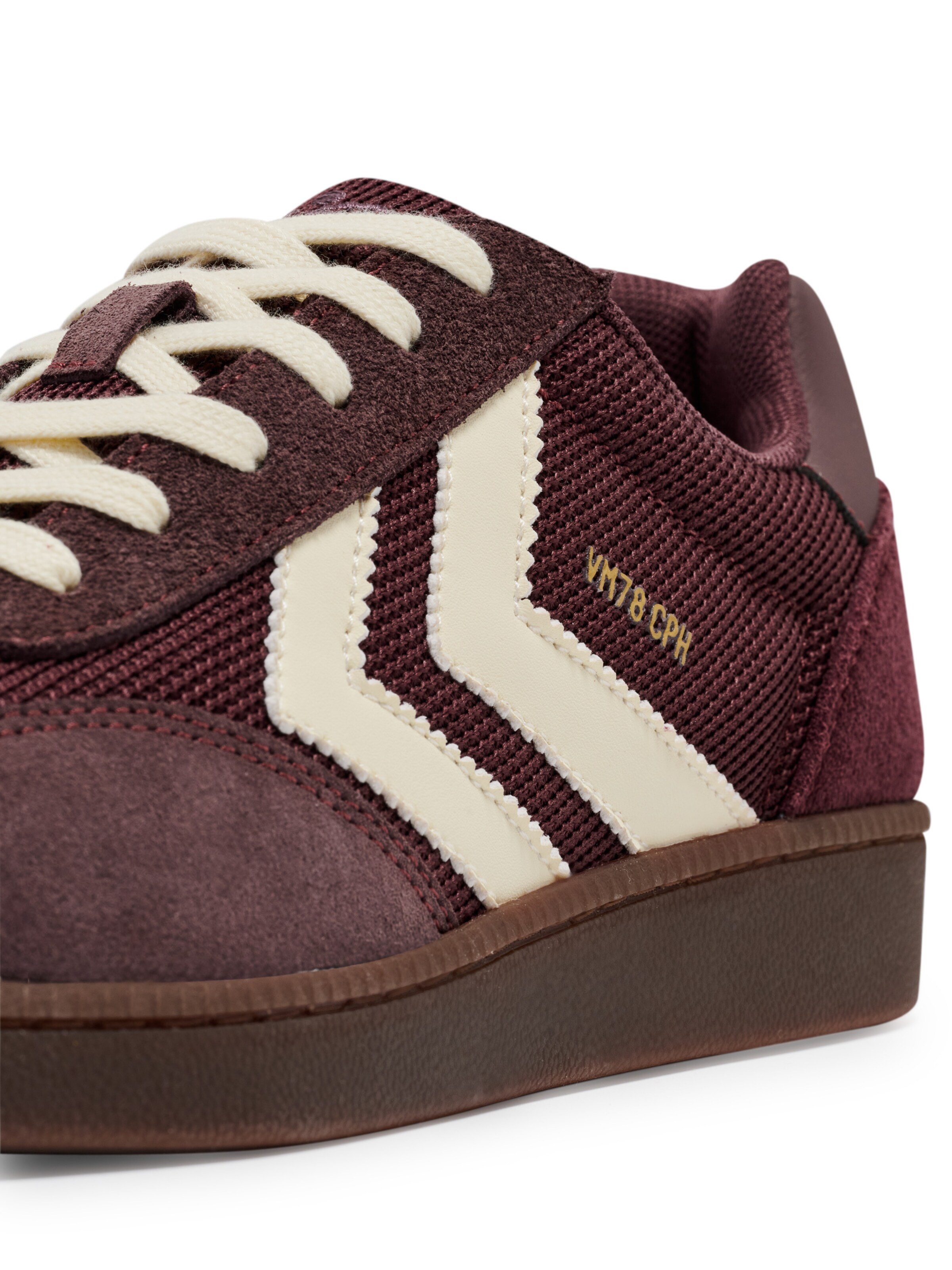 Hummel Sneakers in Red