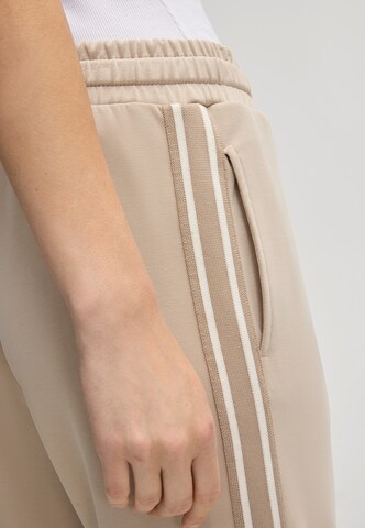 Regular Pantalon 'Tesha' JOOP! en beige