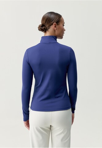Born Living Yoga Shirt 'Malik' in Blau