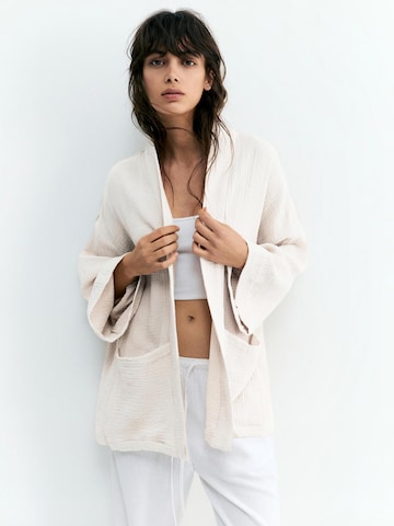 Pull&Bear Кимоно в бежово: отпред