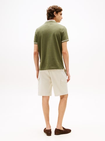TOMMY HILFIGER T-shirt i grön