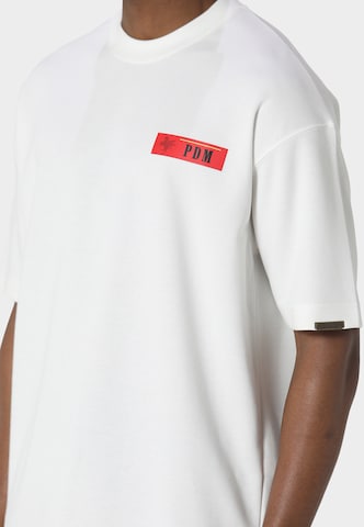 T-Shirt 'Pegus' Pas De Monaco en blanc