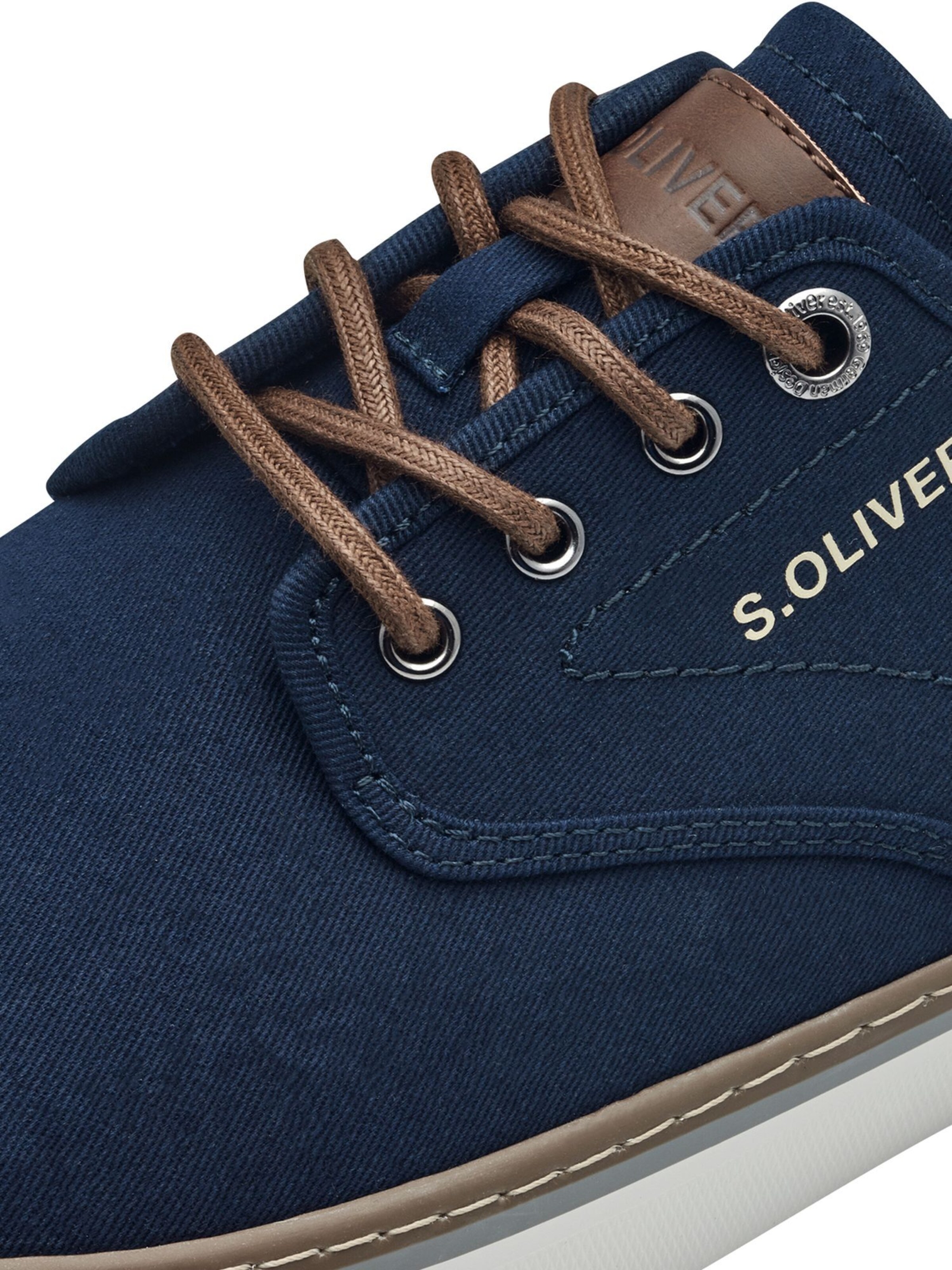 s.Oliver Sneaker in Blau