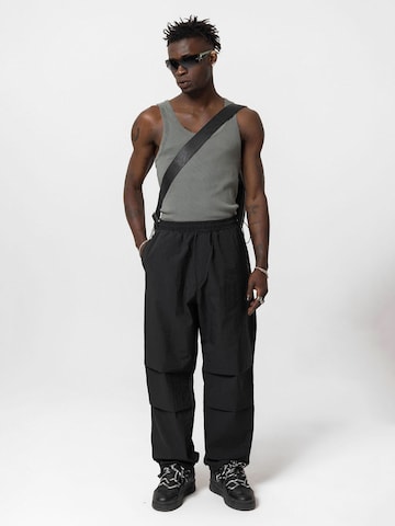 Wide leg Pantaloni cargo 'Copperas COVE' di VAMOS CLO in nero