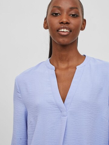 VILA Blouse in Blauw