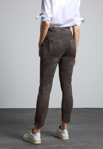 STREET ONE Slimfit Hose in Grau