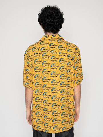 Fit confort Chemise 'Kodak Film Aloha' Brava Fabrics en jaune
