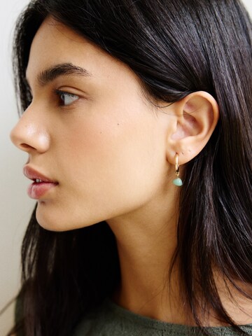 Orecchini di Pull&Bear in oro: frontale