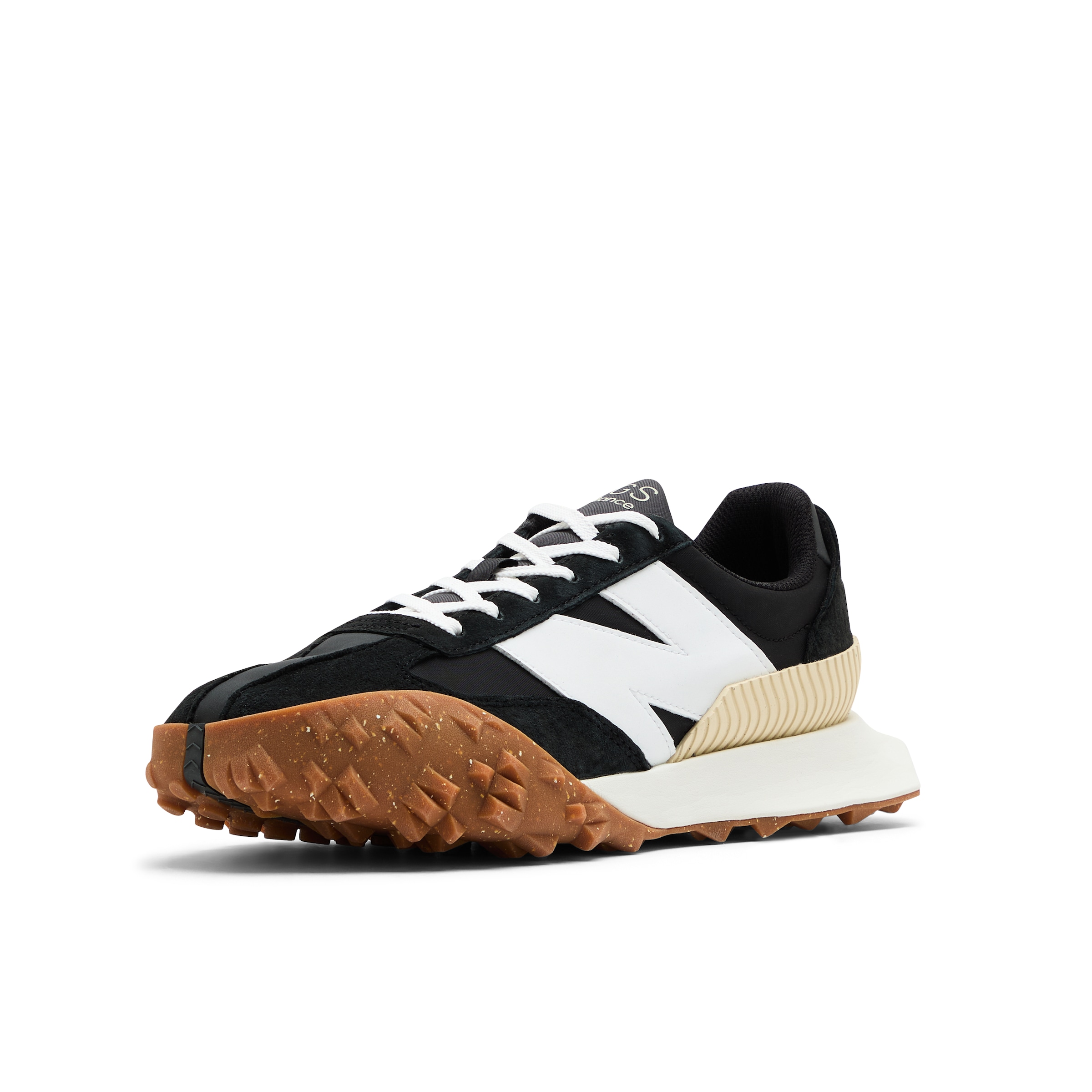 Baskets basses 'XC-72' new balance en noir : devant