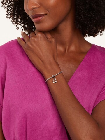 Pendentif Lucardi en argent : devant