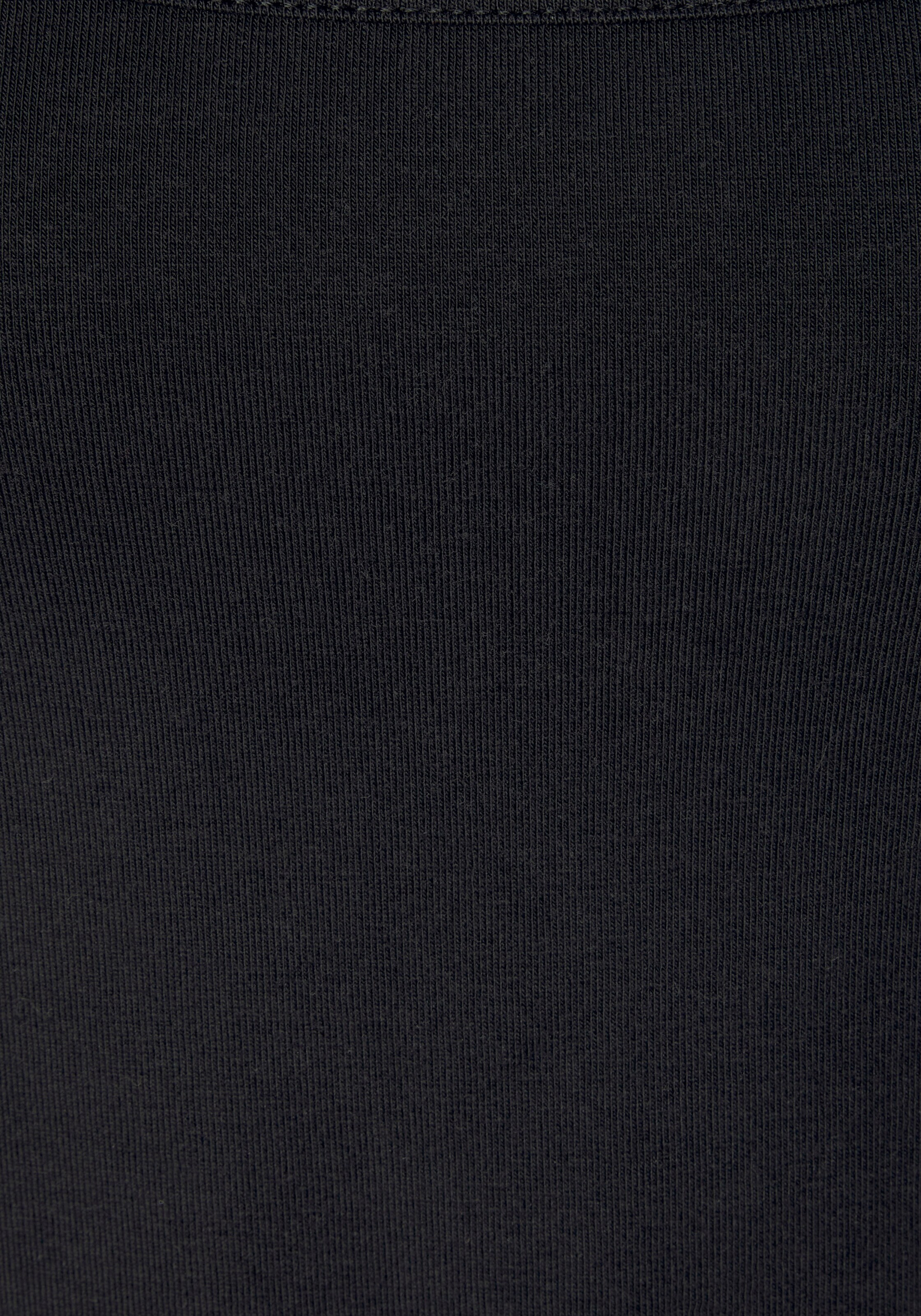 Tricou de la LASCANA pe negru