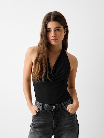 Tricou body de la Bershka pe negru: față