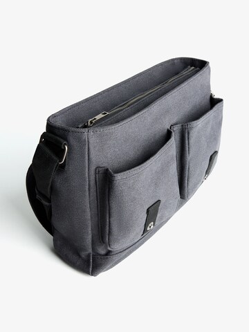 Messenger Bershka en noir