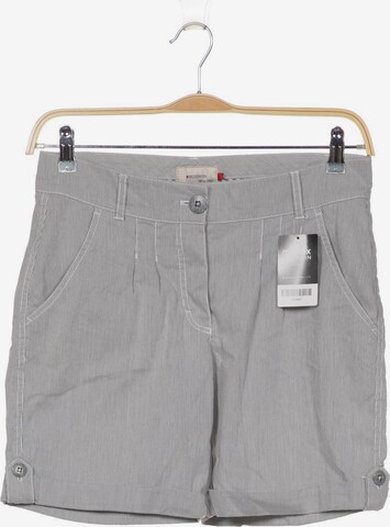 REDGREEN Shorts in M in Grey: front
