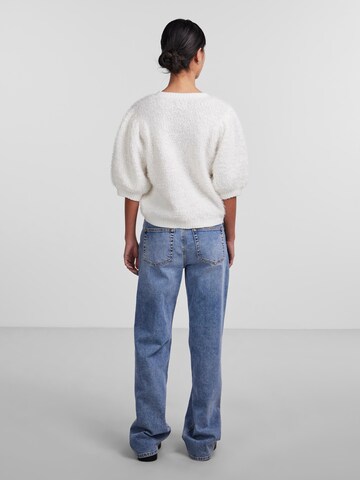 Pull-over 'FEE' PIECES en blanc