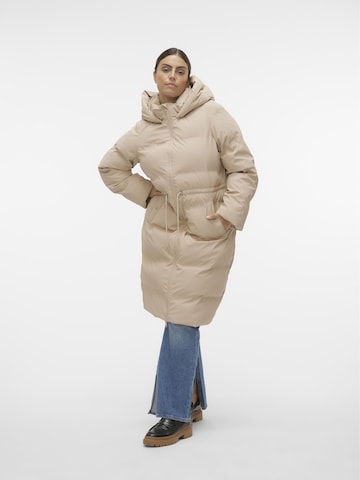 Vero Moda Curve Winter Coat 'NOE' in Beige