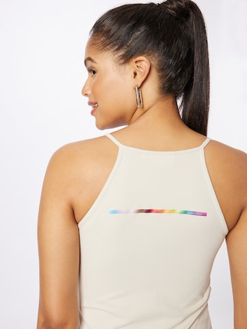 Robe 'PRIDE' Calvin Klein en blanc