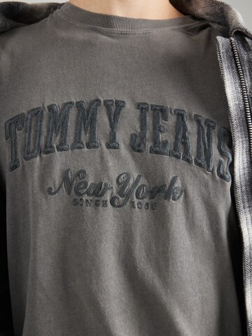 Tommy Jeans T-Shirt in Grau