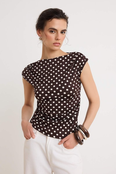Trendyol T-Shirt in XS in schoko / weiß, Produktansicht