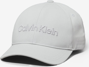Casquette Calvin Klein en gris : devant