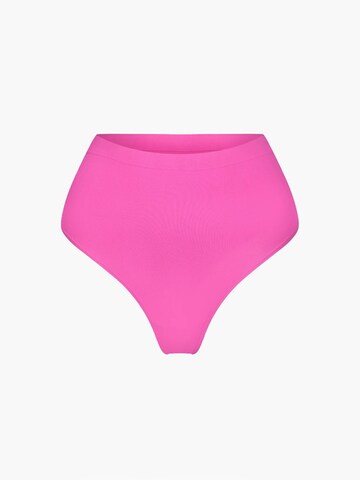 cfab (formerly creamy fabrics) String 'Seamless High-Waist Tanga' in Pink: front