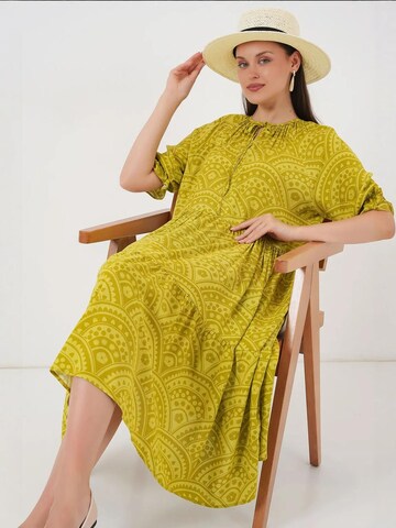 Bigdart - Vestidos camiseiros em amarelo