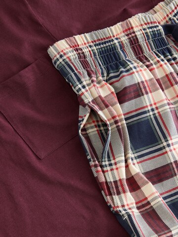 raudona Next Trumpa pižama