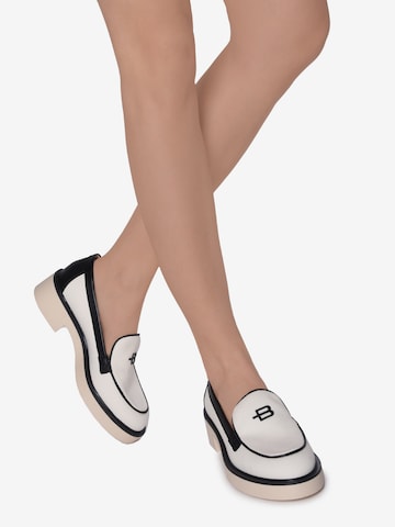 Baldinini Classic Flats in White: front