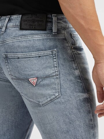 GUESS Slimfit Jeans in Grau
