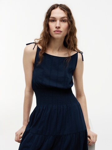 TOMMY HILFIGER Zomerjurk in Blauw