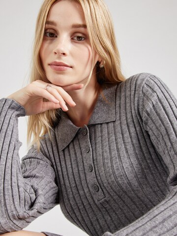 Robes en maille 'THESS' OBJECT en gris