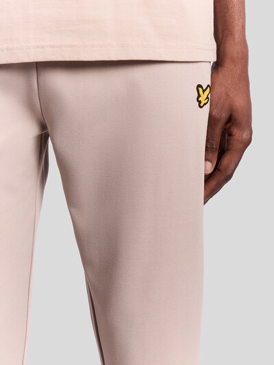 Lyle & Scott Pantalon en rose, Vue avec produit