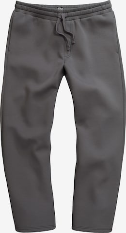 STHUGE Regular Trousers in Grey: front