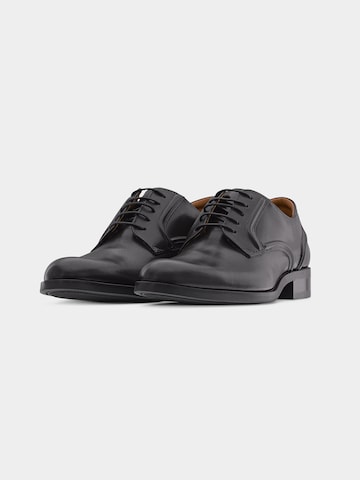 Scarpa stringata 'Craft Remi Lace' di CLARKS in nero