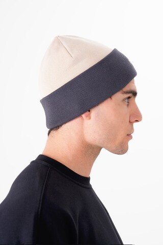 UNIQVIBE Muts in Beige